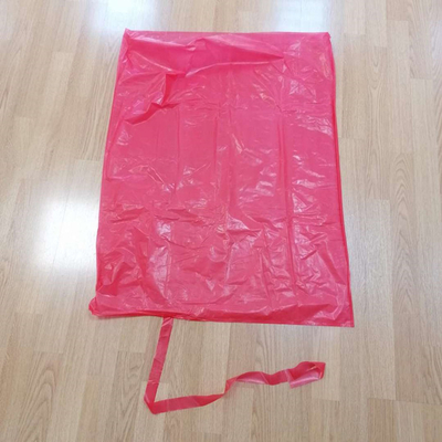 चिकित्सा/अस्पताल के लिए लाल डिस्पोजेबल प्लास्टिक पानी में घुलनशील कपड़े धोने के बैग