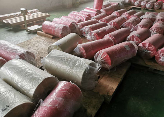 पानी में घुलनशील कपड़े धोने के बैग 65 डिग्री पर, 66 सेमी x 84 सेमी, 20 माइक्रोन, 200 टुकड़े प्रति कार्टन